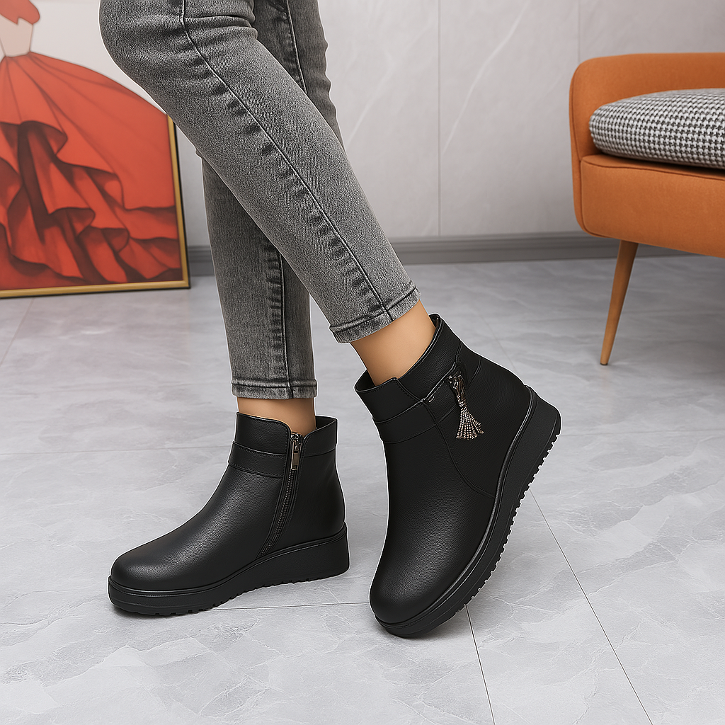 Bota Pelúciada Feminina Cano Curto Thalita